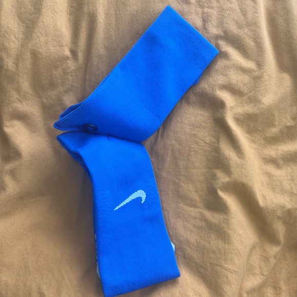 Nike Blue Athletic Socks Sz Mens Small NWOT - Picture 4 of 4